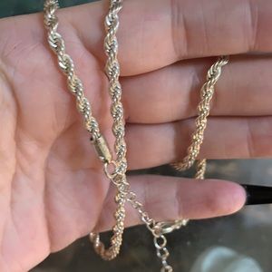 High Quality Silver Twisted Chain Looks to be Sterling Silver Plated not stamped